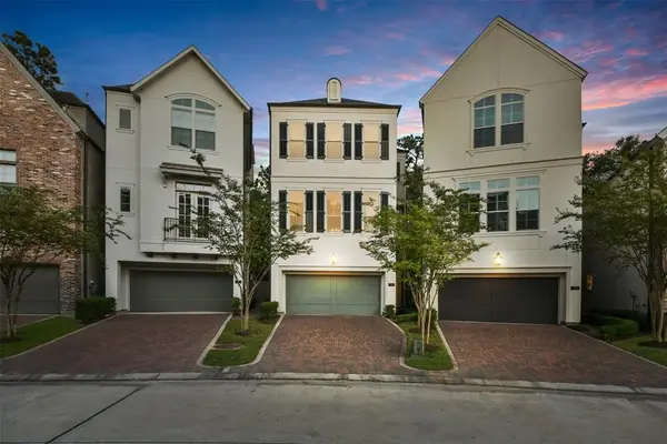 70 Wooded Park Place, The Woodlands, TX 77380