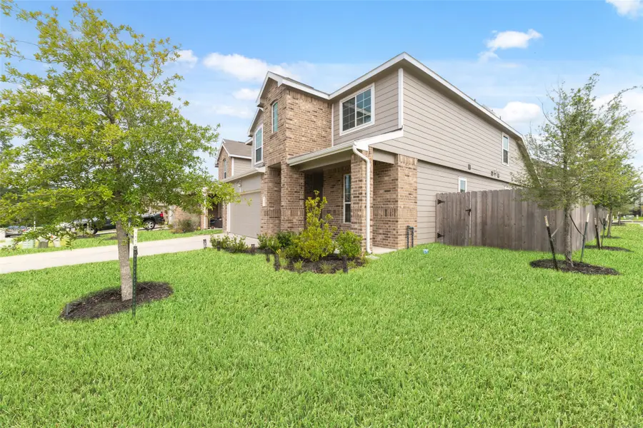 2804 Preston Place Court, Conroe, TX 77304 - Image #3