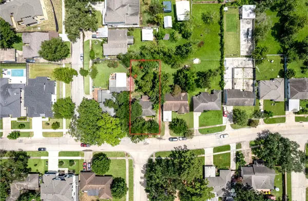 8518 Montridge Drive, Houston, TX 77055