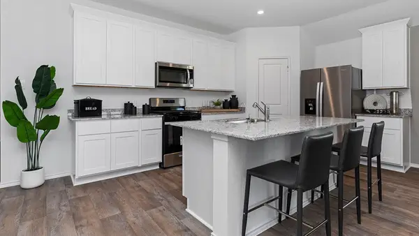 10718 Sage Bend Dr, Beasley, TX 77417