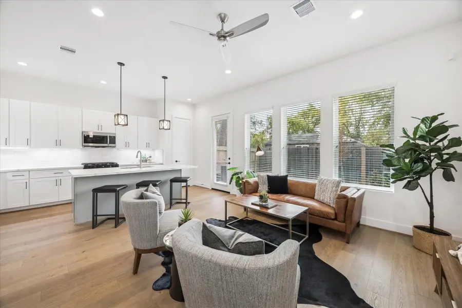 1826 W Tidwell Road, Houston, TX 77091 - #3