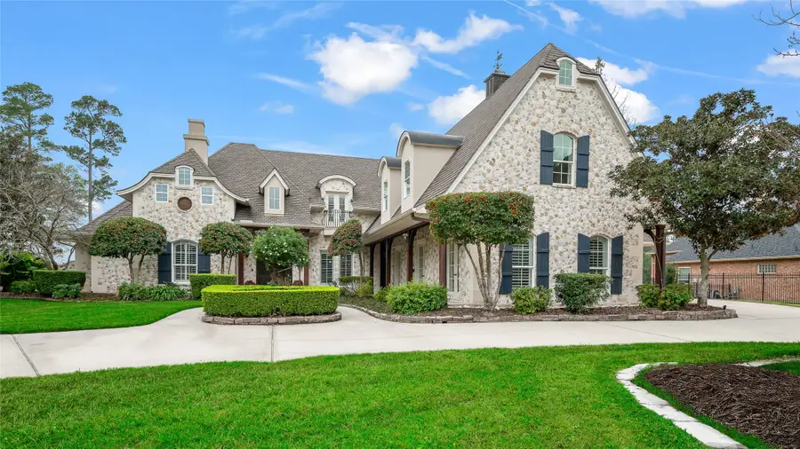 28207 E Benders Landing Boulevard, Spring, TX 77386 - Image #2