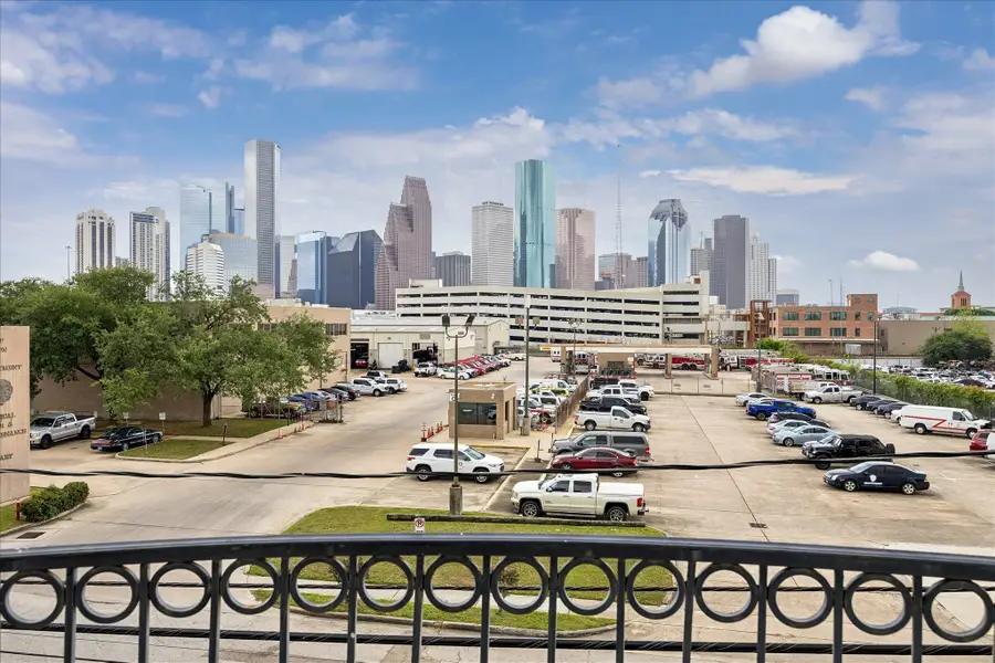 1304 Dart Street #F, Houston, TX 77007 - #2