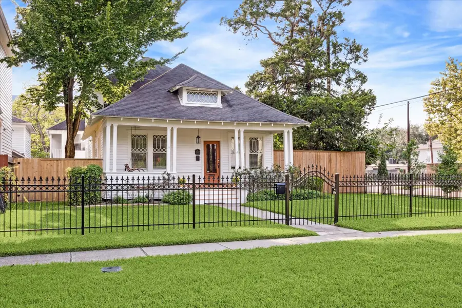 1847 Cortlandt Street, Houston, TX 77008 - Image #2