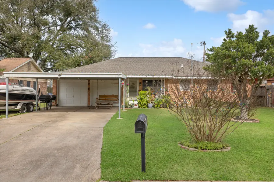 2906 Somerset Avenue, Texas City, TX 77590 - Image #2
