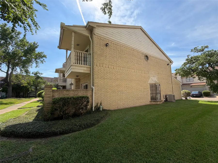 800 Country Place Drive #205, Houston, TX 77079 - #2