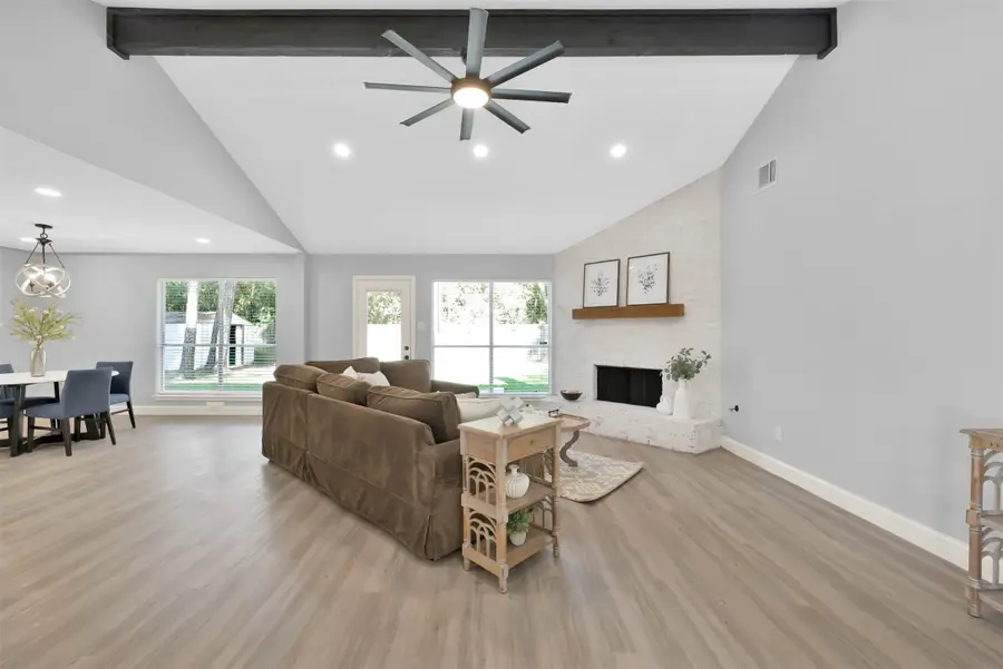 146 W Woodstock Circle Drive, The Woodlands, TX 77381 - #2