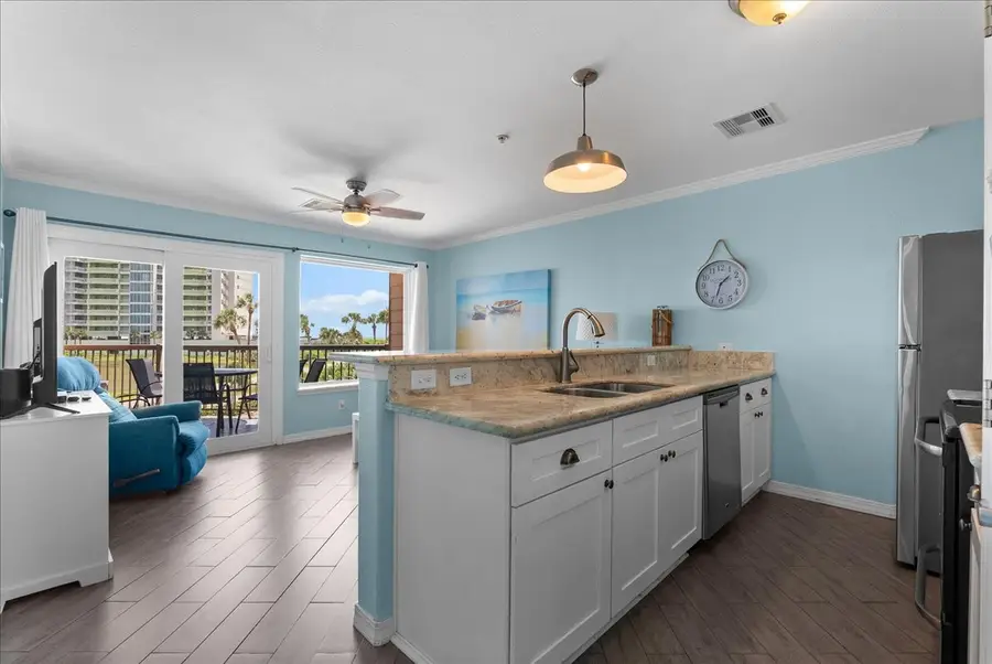 9520 Seawall Boulevard #152, Galveston, TX 77554 - #3