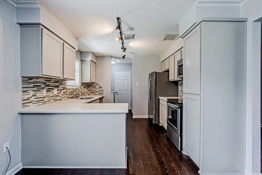 214 Brookdale Drive, League City, TX 77573 - #2