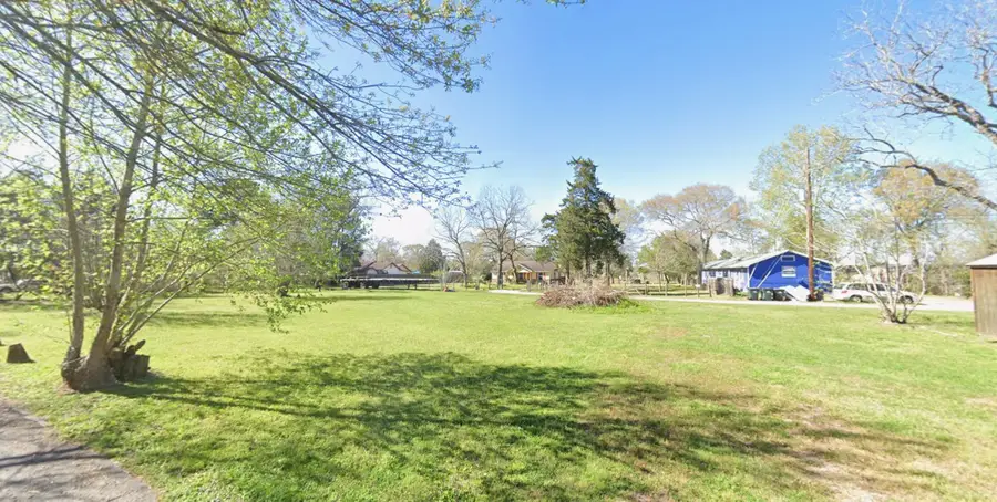 202 Dawson Street, Sealy, TX 77474 - #3