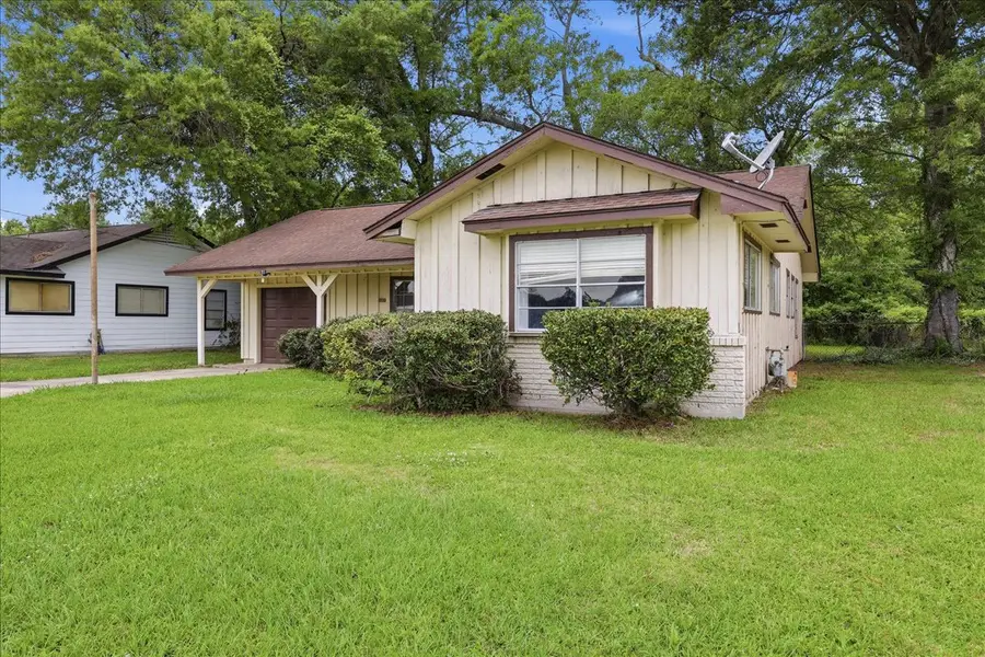 1732 Greenbriar Avenue, Orange, TX 77632 - #2