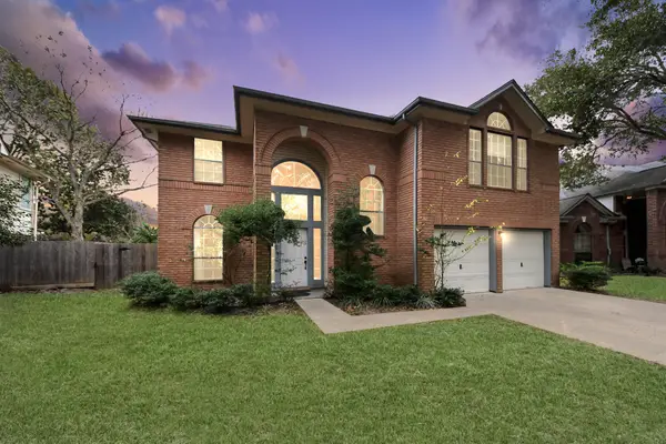 4330 E Meadows Drive, Sugar Land, TX 77479