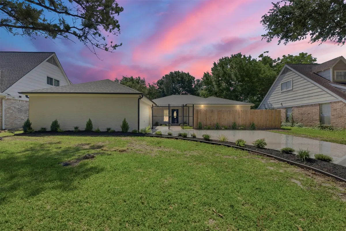 2207 Crystal Hills Drive, Houston, TX 77077 - #1