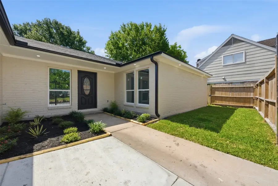 2207 Crystal Hills Drive, Houston, TX 77077 - #2