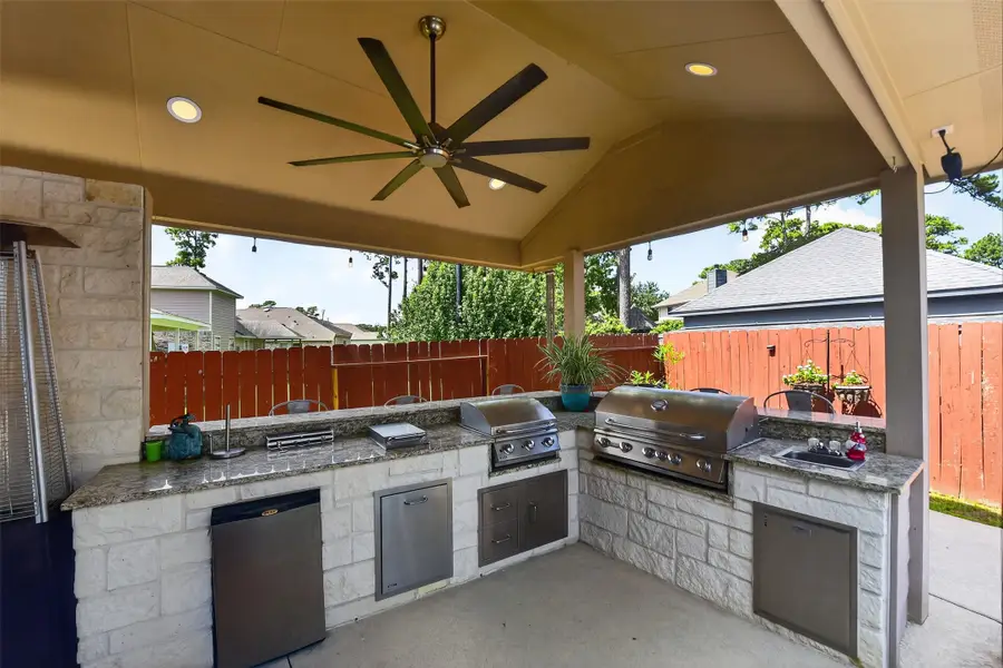802 S Chamfer Way, Crosby, TX 77532 - #3