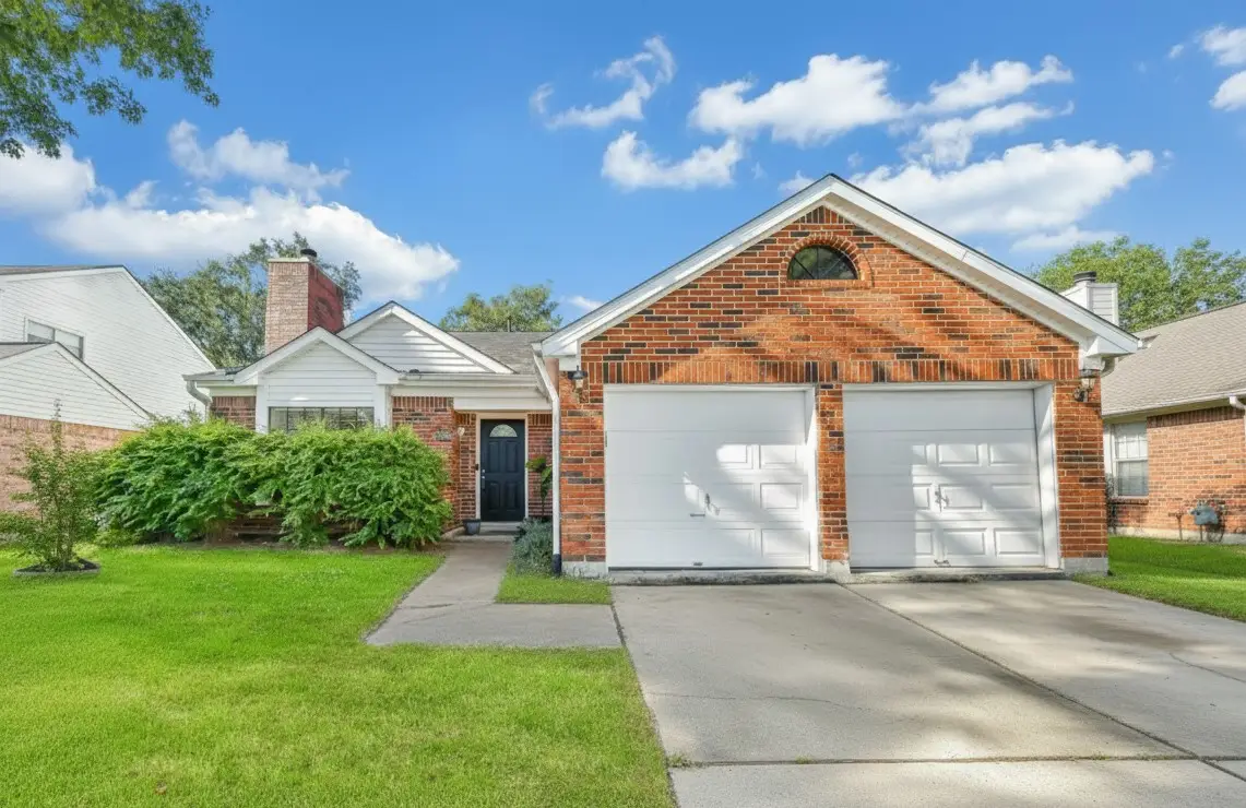 14818 Cobre Valley Drive, Houston, TX 77062 - Image #1