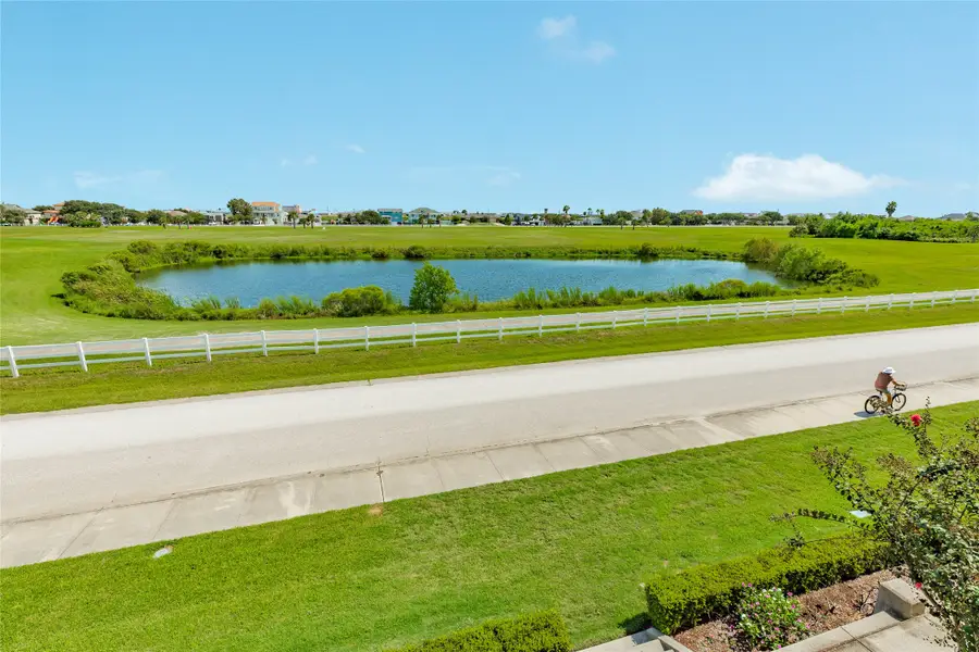 70 Island Passage, Galveston, TX 77554 - #2