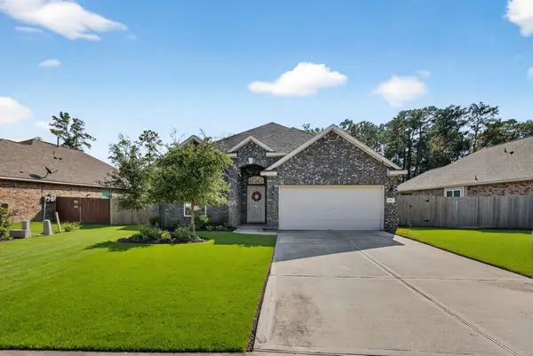 654 W Linnwood Drive, Woodbranch, TX 77357