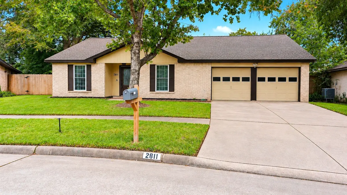 2811 New England Court, Webster, TX 77598 - #1