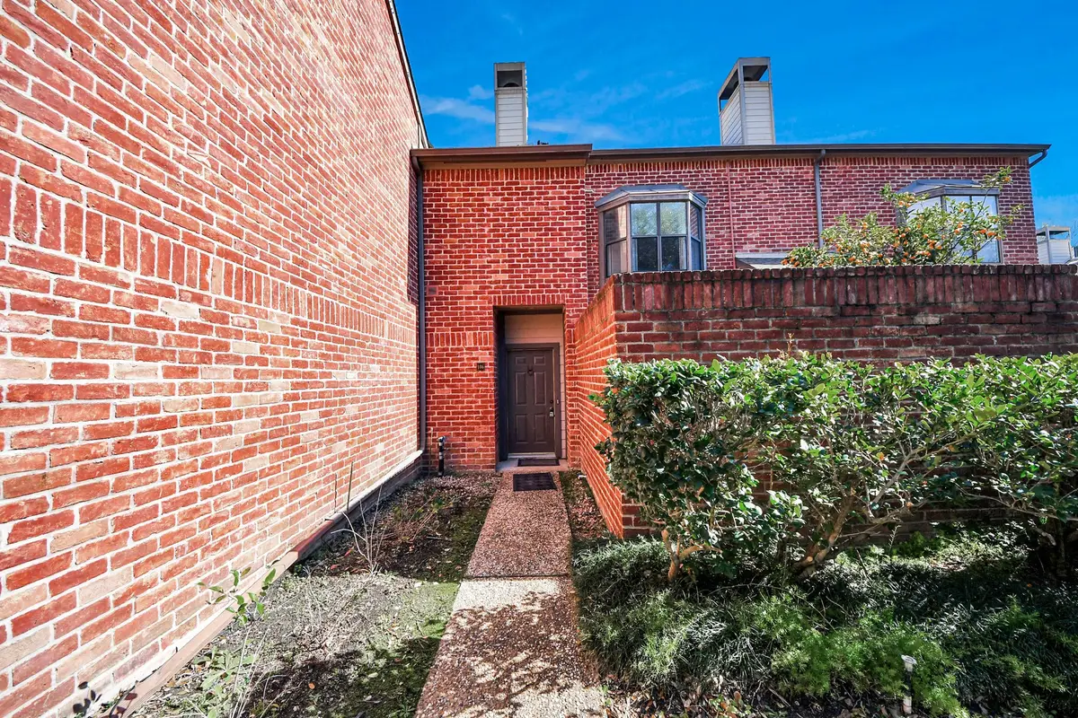 7447 Cambridge Street #106, Houston, TX 77054 - #1