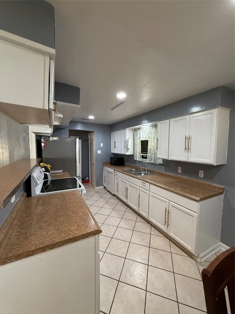 5810 W Airport Blvd, Houston, TX 77035 - Image #3