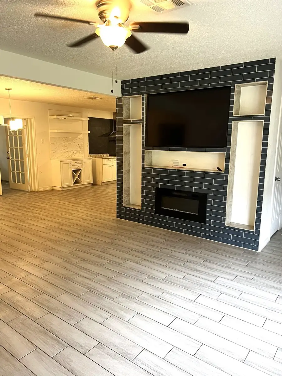 807 Turney Drive, Houston, TX 77038 - Image #2