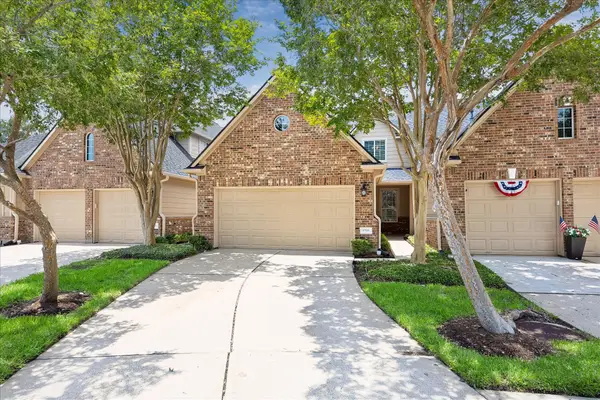 1711 Quiet Pond Drive, Sugar Land, TX 77479