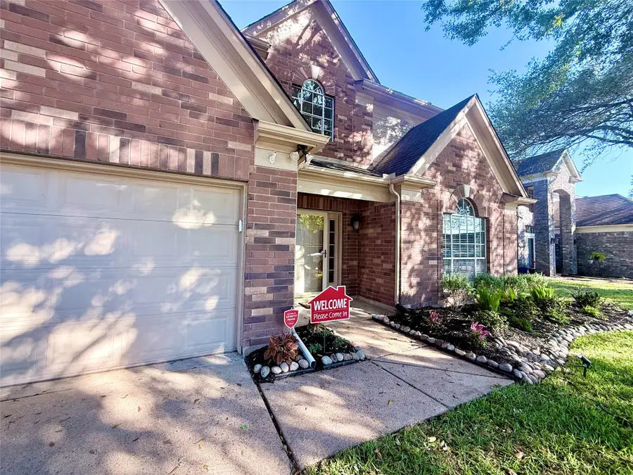 2915 Veva Drive, Pearland, TX 77584 - #2
