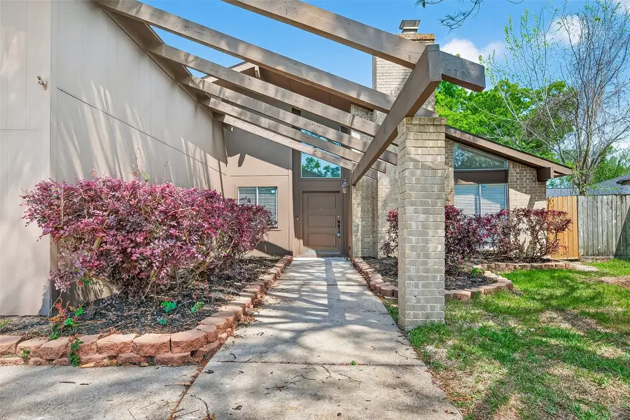 15903 Hickory Knoll Drive, Houston, TX 77059 - #2