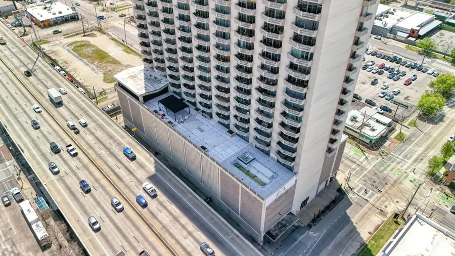 2016 Main Street #1502, Houston, TX 77002 - Image #2