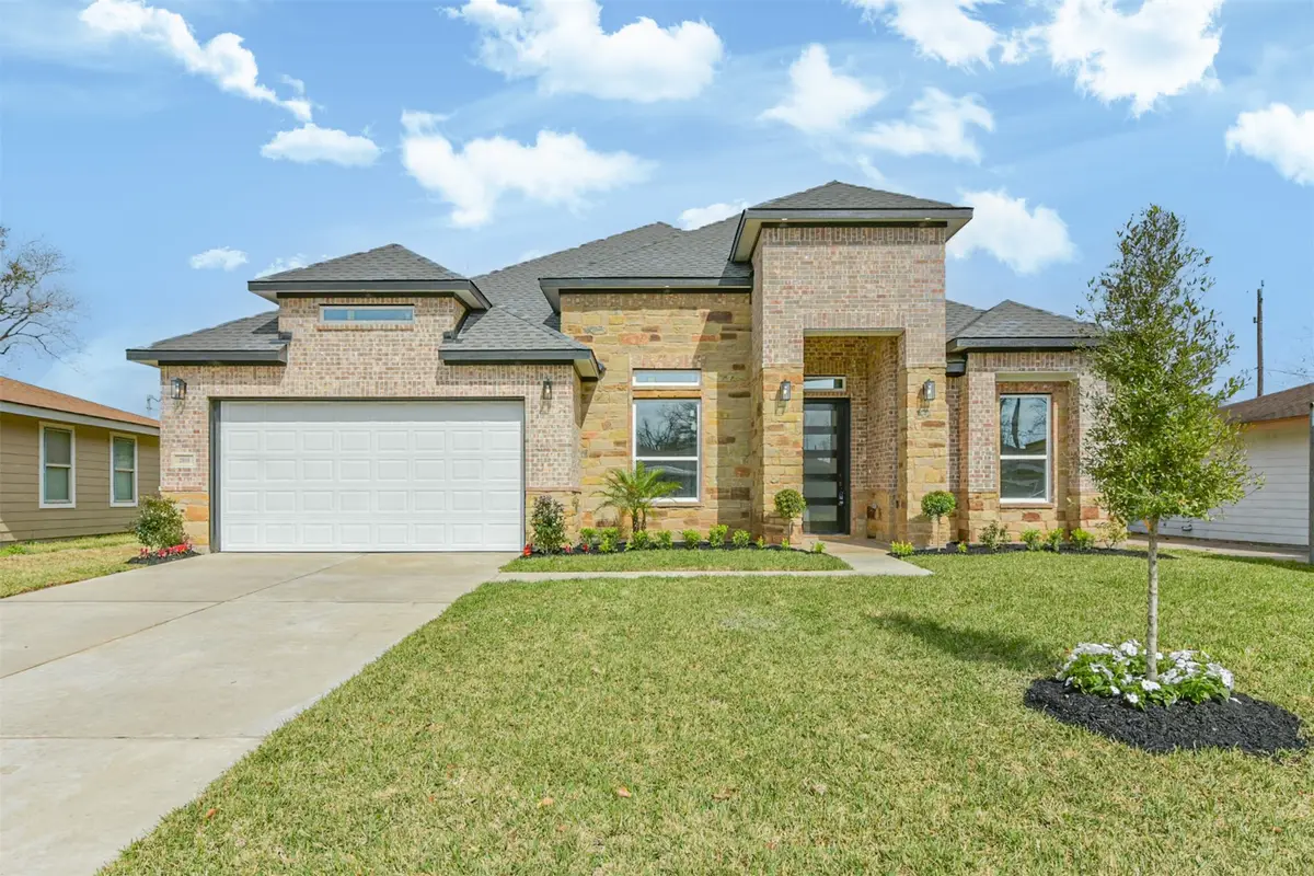 2803 Lancaster Lane, Pasadena, TX 77506 - #1