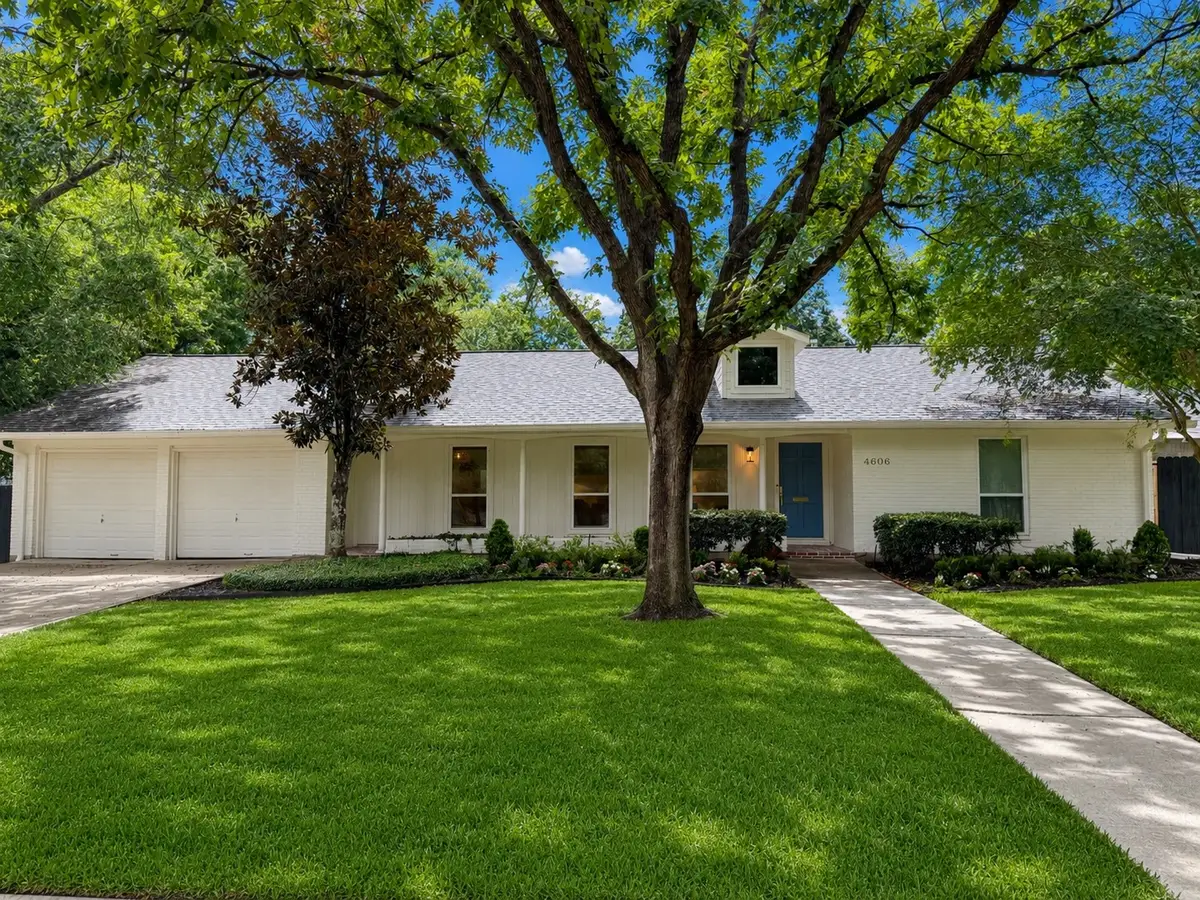 4606 Waynesboro Drive, Houston, TX 77035 - #1