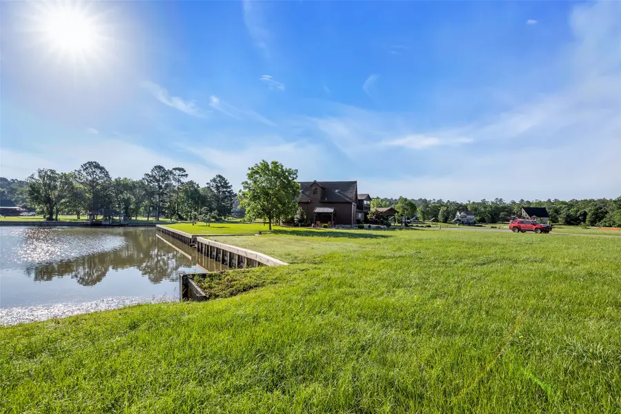 1 Island Point, Huntsville, TX 77340 - #2
