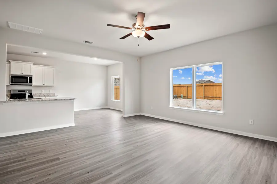 15646 Honey Cove Drive, Conroe, TX 77303 - Image #2