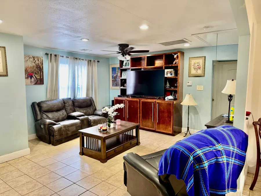 4511 Majestic Street, Houston, TX 77026 - #3