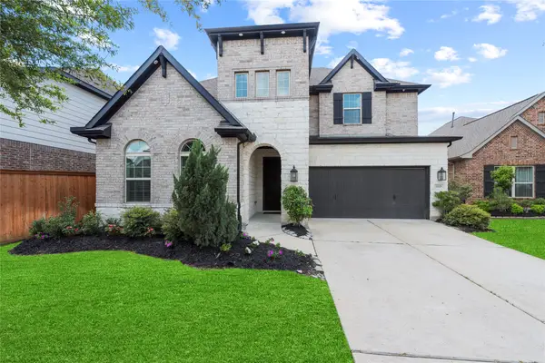 11319 Stonebridge Shore Circle, Cypress, TX 77433