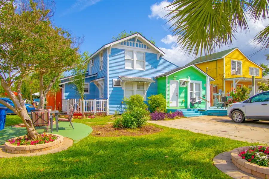 701 7th Street, Kemah, TX 77565 - #2