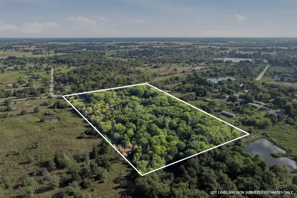 845 Mathis Meadows Lane, Madisonville, TX 77864