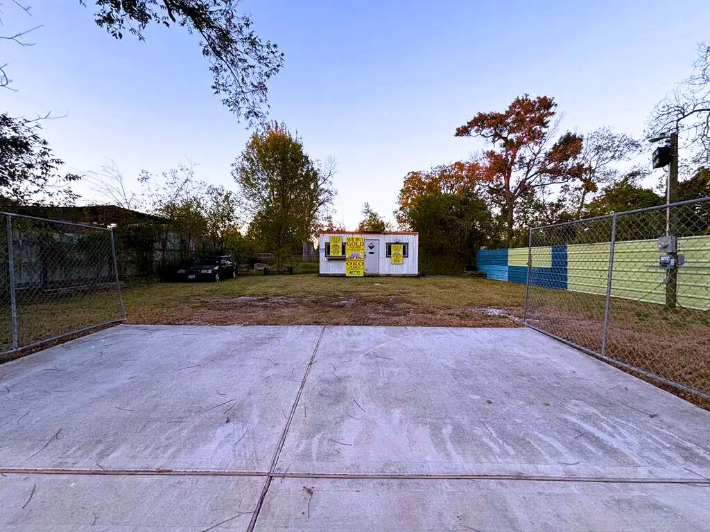 5123 E Crosstimbers Street, Houston, TX 77016 - Image #1