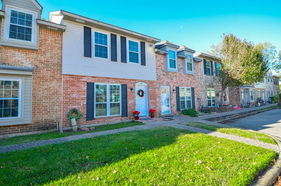 1911 Sherwood Forest Street #10, Houston, TX 77043 - Image #3