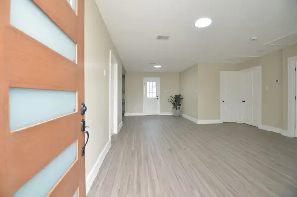 6801 Kassarine Pass, Houston, TX 77033