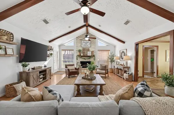 8102 Bo Jack Drive, Houston, TX 77040