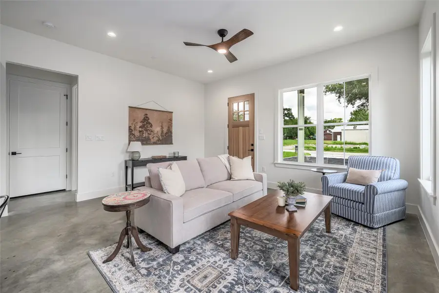 741 Pecan Street, New Ulm, TX 78950 - #3