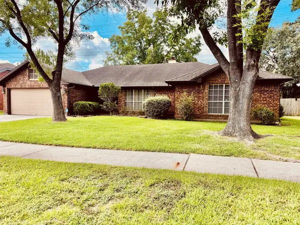 8610 Old Maple Lane, Humble, TX 77338