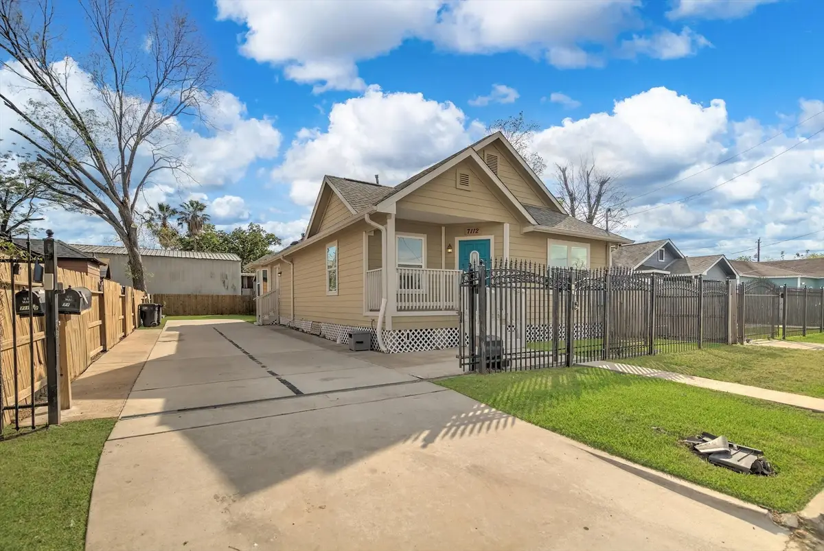 7112 Avenue L, Houston, TX 77011 - #1