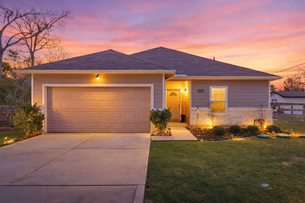 26582 Armadillo Drive, Hempstead, TX 77445