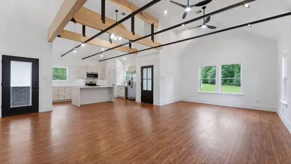 10802 Fairview Drive, Conroe, TX 77385