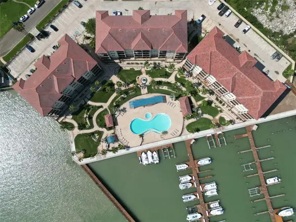 301 E Houston Street #3301, Port Isabel, TX 78578