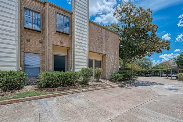 8299 Cambridge Street #1705, Houston, TX 77054