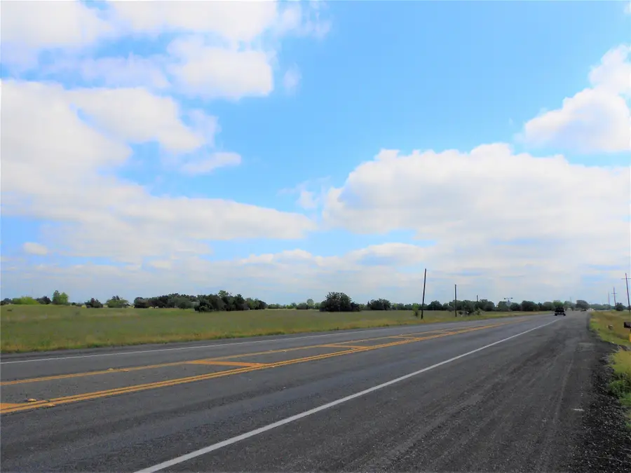 7434 Highway 159 E, Bellville, TX 77418 - Image #3